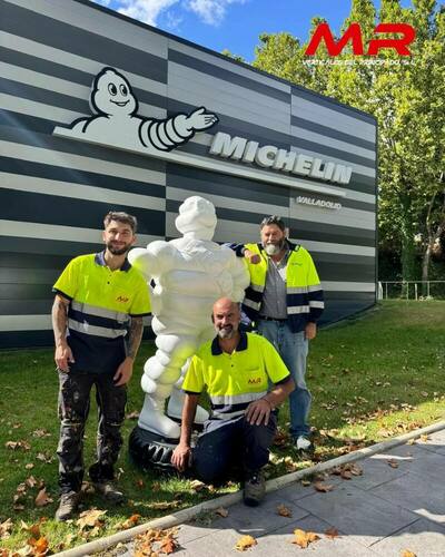 Montaje de robótica en la fábrica Michelin de Valladolid