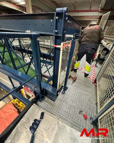 Trabajos recientes de robótica industrial en la planta de Michelin en Valladolid, con montaje y ajuste de estructuras y sistemas automatizados