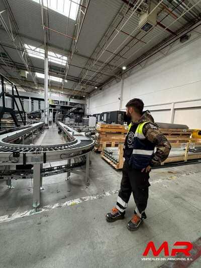 Almacén robotizado para un centro logístico