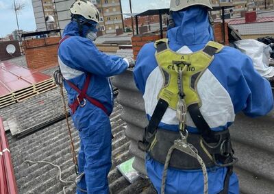 Instalación de líneas de vida en tejados de uralita